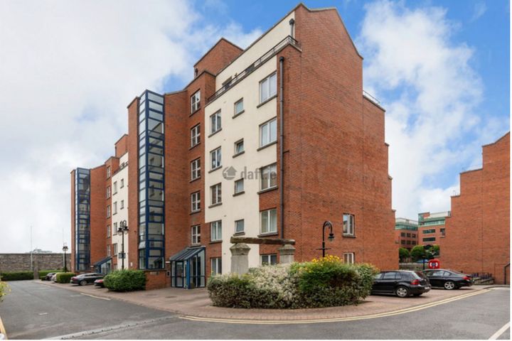 Skellig Michael, Custom House Harbour , IFSC, Dublin 1