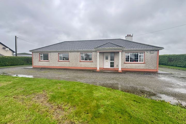 Drummond Cross, Killucan, Cloghan, Co. Westmeath, N91KD68