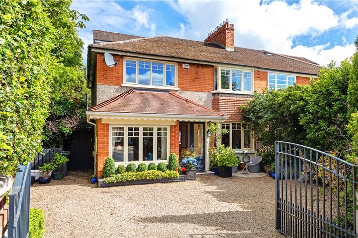 8 Hyde Park Gardens, Blackrock, Dublin, Dublin