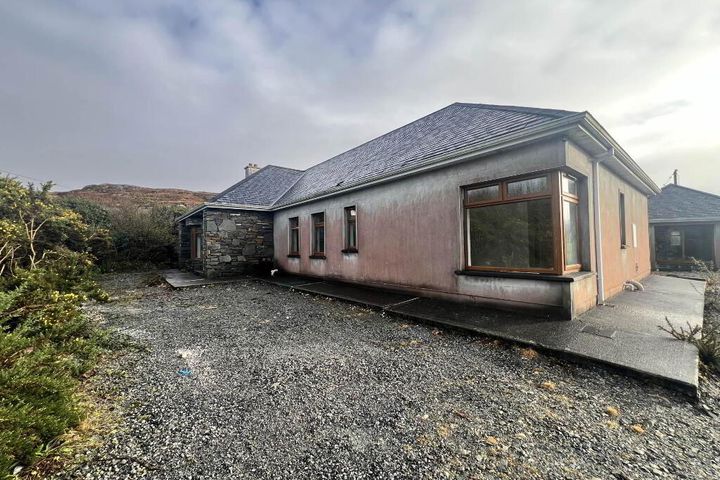 Hospital Road, Clifden, Co. Galway, H71XV10