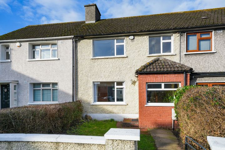 75 Annadale Drive (with Attic Conversion), Drumcondra, Dublin 9, D09F2K1