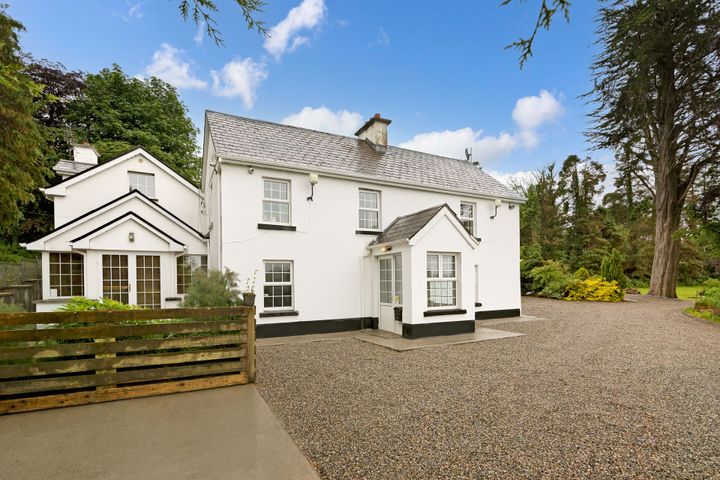 Ballinaraw House, Ballynaraw South, Bunnanaddan, Co. Sligo, F56FK00