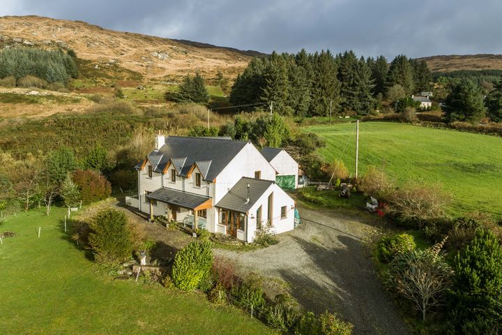 Norfolk House, Gurranes North, Drimoleague, Cork
