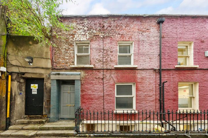 1 Proud's Lane, Off St Stephen's Green, Dublin 2, D02AD77