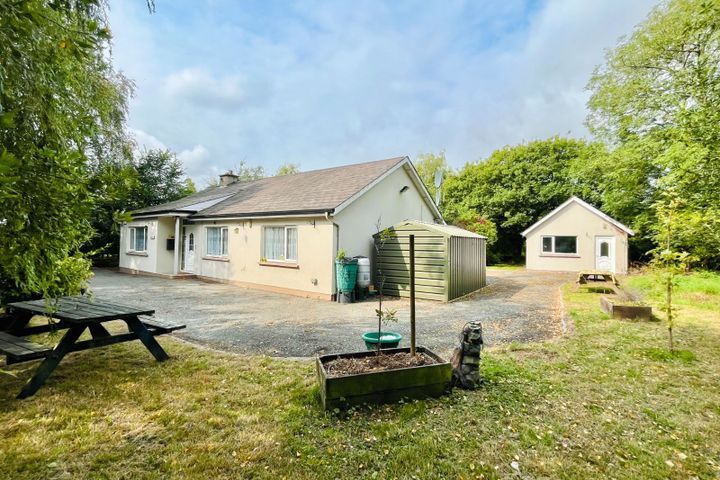 Oaklawn, Salville, Enniscorthy, Co. Wexford, Y21E0W9
