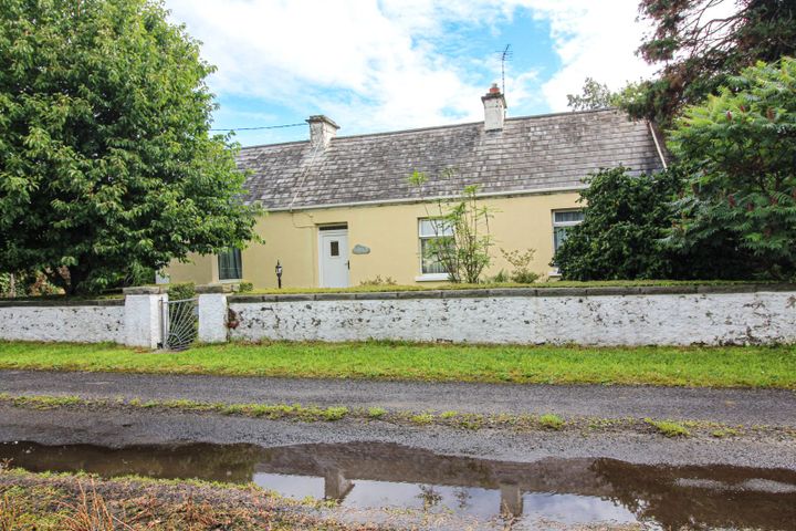 Knockroe, Bonniconlon, Co. Mayo, F26W9F8