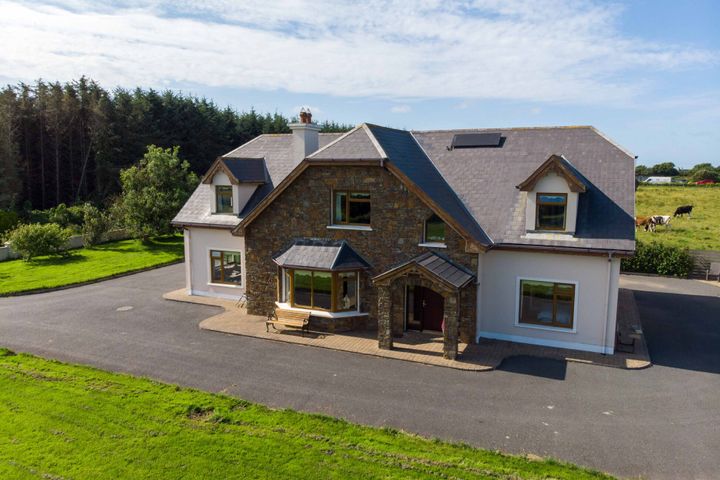 Dirtane, Ballyheigue, Co. Kerry, V92X5X0