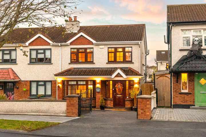 34 Bushfield Drive, Dublin 22, Clondalkin, Dublin 22, D22Y400