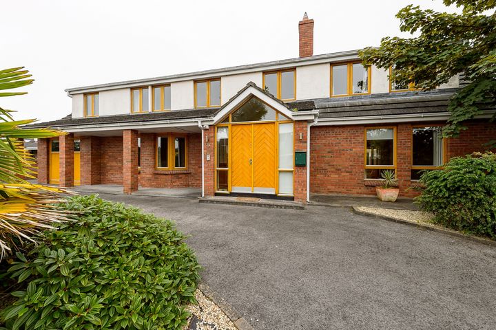 17 Ard Na Mara Crescent, Malahide, Co Dublin, Dublin