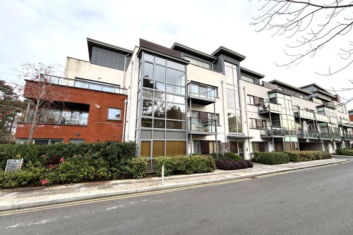 Apartment 10, Southmede, Ballinteer Road, Ballinteer, Dublin 16, D16N331