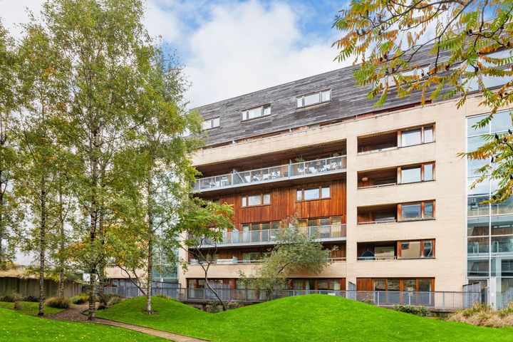 7 Block 12 Clarion Quay, IFSC, Dublin 1, D01RR27