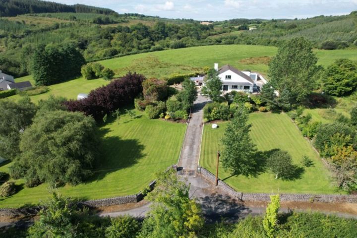 Burkedale House, Carhue, Ennistymon, Co. Clare, V95H9H9