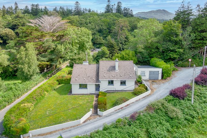 The Presbytery, Lauragh, Co. Kerry, V93F3F2