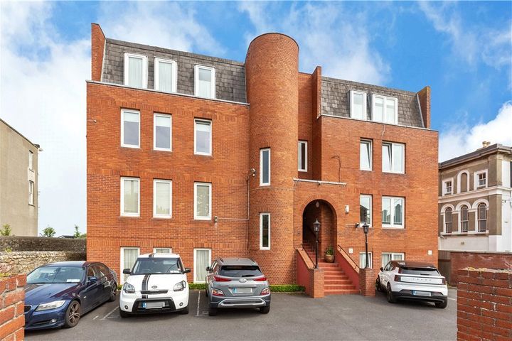 7 Osborne Court, Seapoint Avenue, Blackrock, Dublin