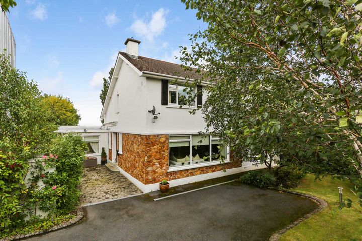54 Hainault Road, Foxrock, Dublin 18, Dublin 18, Dublin