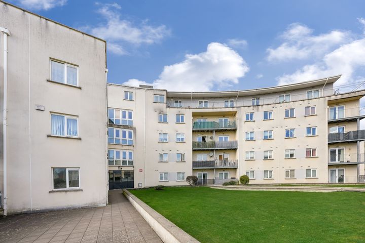 65, Block B, Aras na Cluaine, Clondalkin, Dublin 22, Clondalkin, Dublin 22