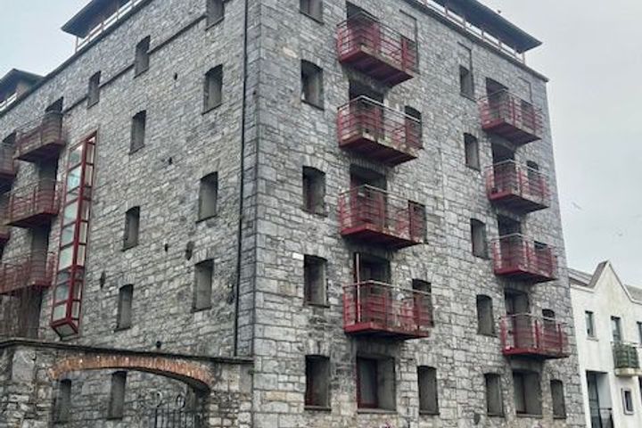 Apartment 10, Mill House, Cornmarket Street, Ennis, Co. Clare, V95WP84