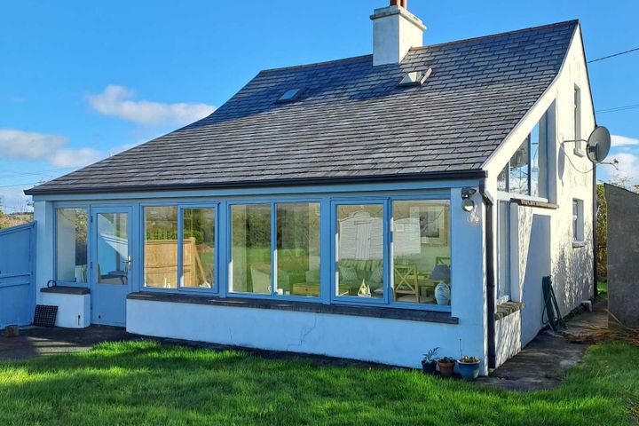 Otter Lodge, Kilbronogue, Schull, Co. Cork