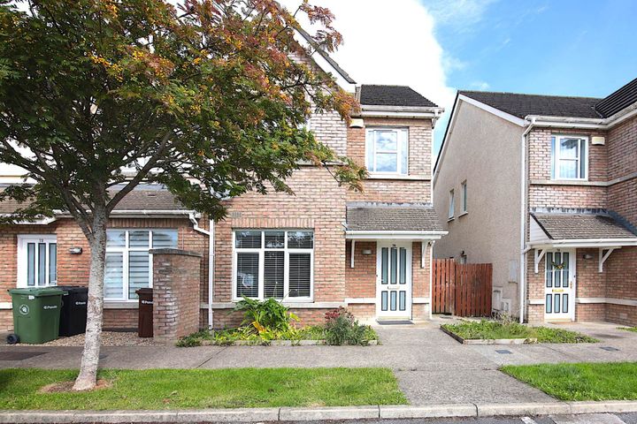 74 Latchford Park, Clonee, Dublin 15, D15EE61