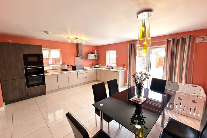 10 Park Grove, Hansfield Wood, Dublin 15, Dublin 15, Dublin