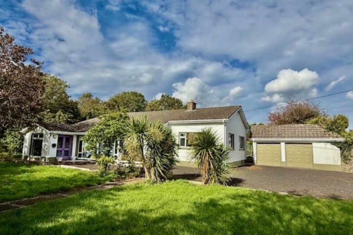 The Hollies, Cloosh, Kinvara, Co. Galway, H91R29Y