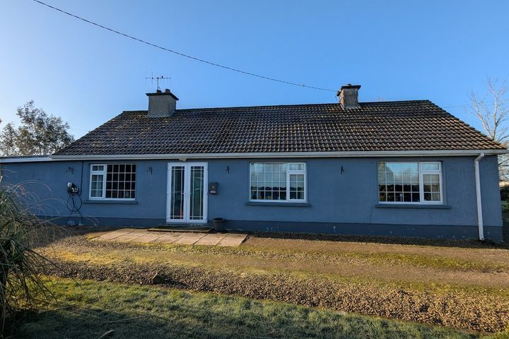 Casey's Cross, Nenagh, Co Tipperary, E45FX78