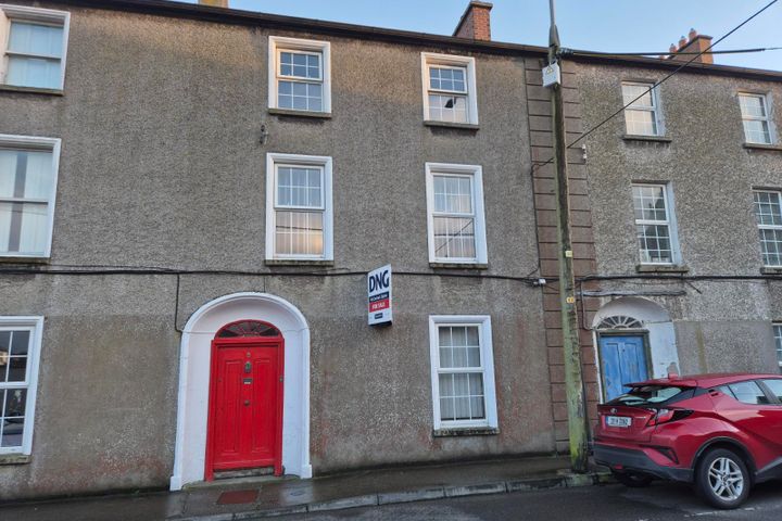 8 Priory Street, Y34EE73