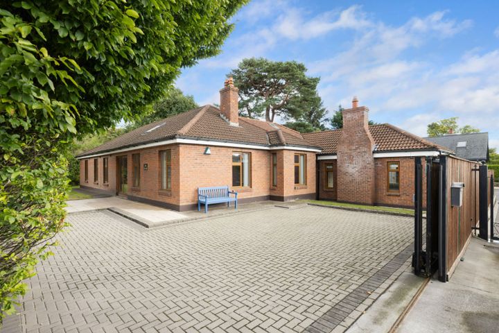 An Scairt, Leopardstown Road, Foxrock, Dublin 18, D18K4KW