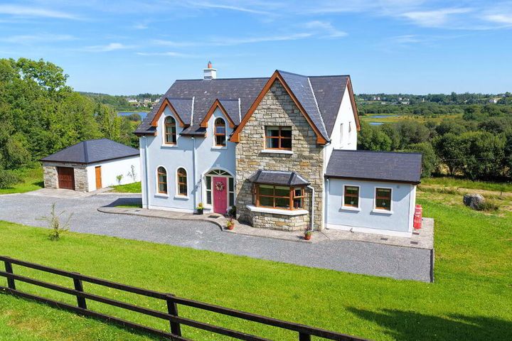Mahanagh, Drumshanbo, Co. Leitrim, N41PF83