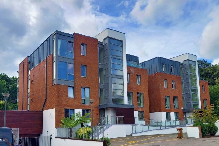 43 The Croft, Parc Na Silla Avenue, Loughlinstown, Dublin 18, D18K033