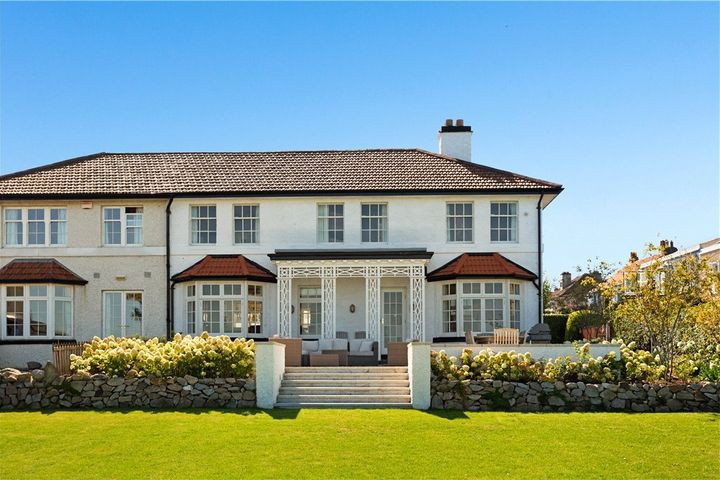 Fastnet, Ballygihen Ave, Sandycove, Dublin