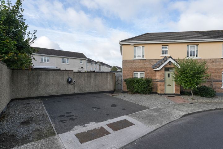 14 Mount Eustace Rise, D15 P0K8 (XL plot plus planning ), Tyrrelstown, Dublin 15