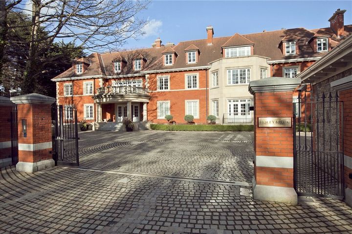 35 Hollybrook, Brighton Rd, Foxrock Dublin 18, Dublin 18, Dublin