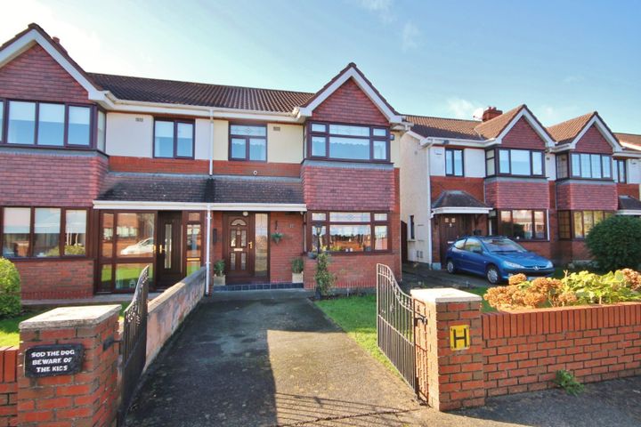 2 Willsbrook Grove, Lucan, Co Dublin, Dublin