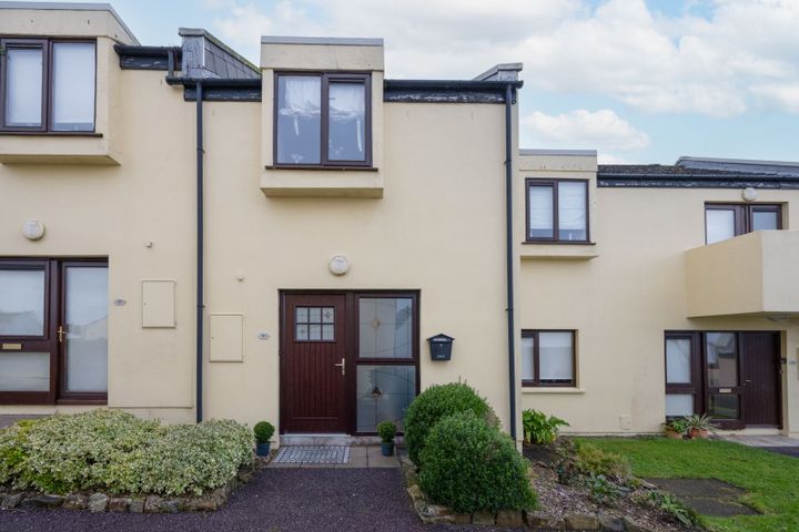 31 Carleton Village, Golf Links Road, Youghal, Co. Cork, P36K339