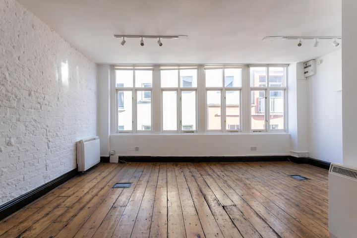 6 Crow Street, Dublin 2