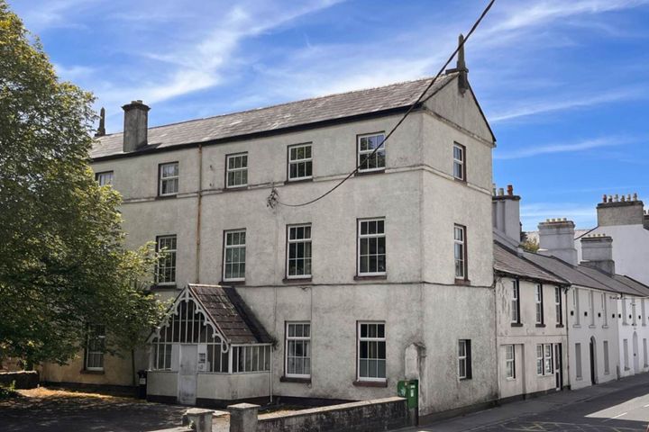 Spire`s House, Shantalla Road, Galway, Galway City Centre, H91NX80