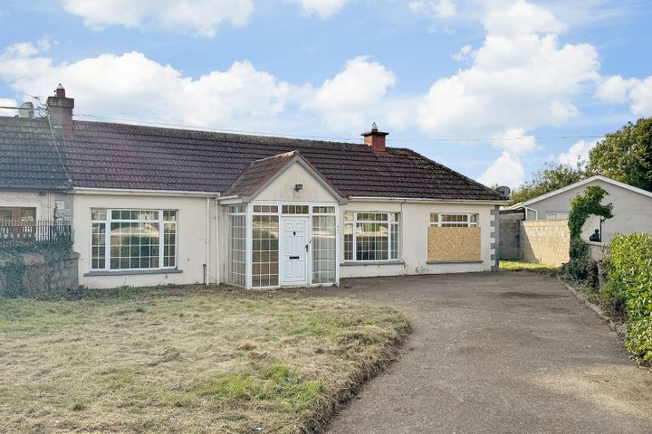 885 Piercetown, Newbridge, Co. Kildare, W12CK77