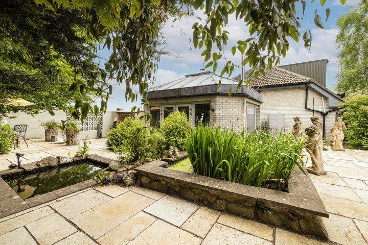 Quilla, Kilmolin, Enniskerry, Wicklow