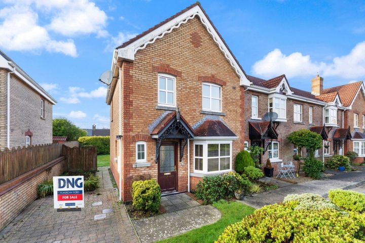 38 Whitestrand, Aylesbury Park, Sligo, Co. Sligo, F91XFH1