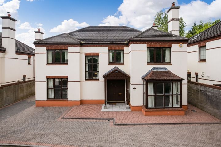 2 Redwood Grove, Cross Ave, Herberton, Dublin