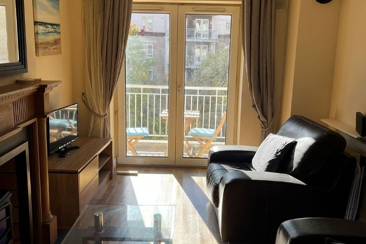 Pembroke Square,Grand Canal Street Upper,Dublin 4, Grand Canal Dock, Dublin 4