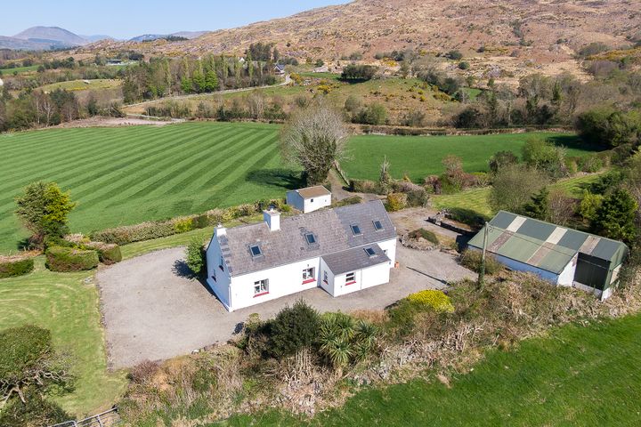 Lackaroe, Kenmare, Co Kerry, V93Y9H6