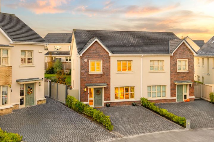 7 Hillside, Bellingsfield, Naas, Co. Kildare, W91E7YP