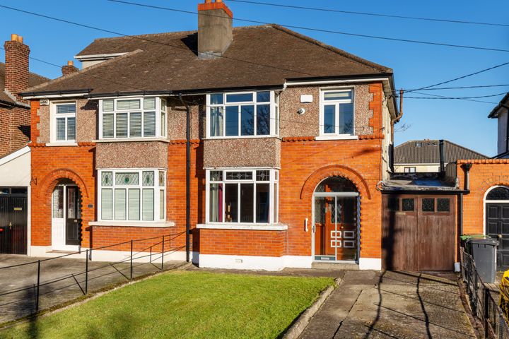 310 Collins Avenue, Whitehall, Dublin 9, D09AT89