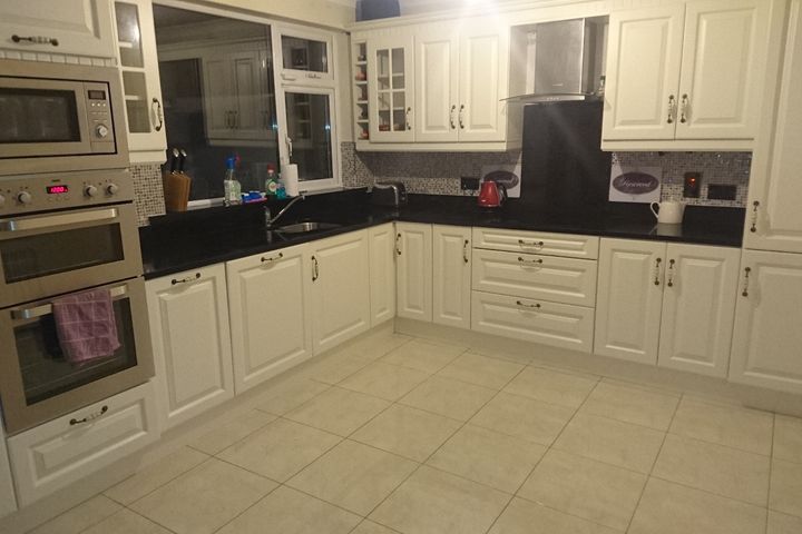 Glendale est, captains hill, Leixlip, Co. Kildare