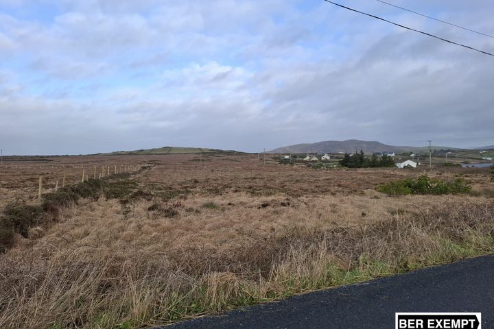 Circa 0.59 Hectares/ 1.45 Acres Of Ground Located On Rhone Road, Claddaghduff, Co. Galway