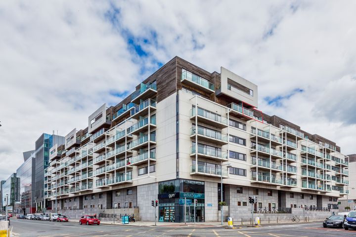 17 Block 14 Gallery Quay, Grand Canal Dock, Dublin 2, D02KV70