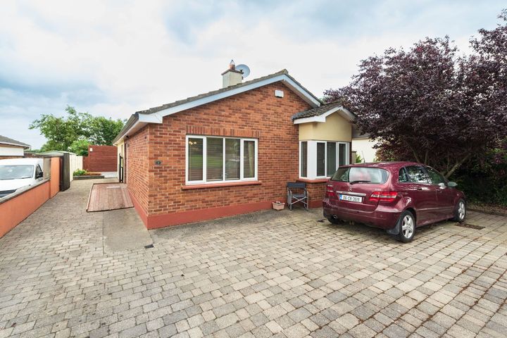 7 Hazelwood Grove, Brownstown, The Curragh, Kildare