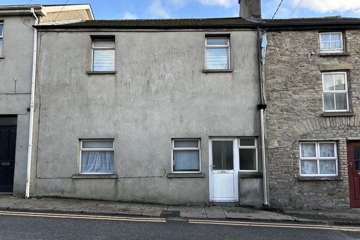 Apt 1 & 2, Upper Limerick Street, Roscrea, Co. Tipperary, E53CP27